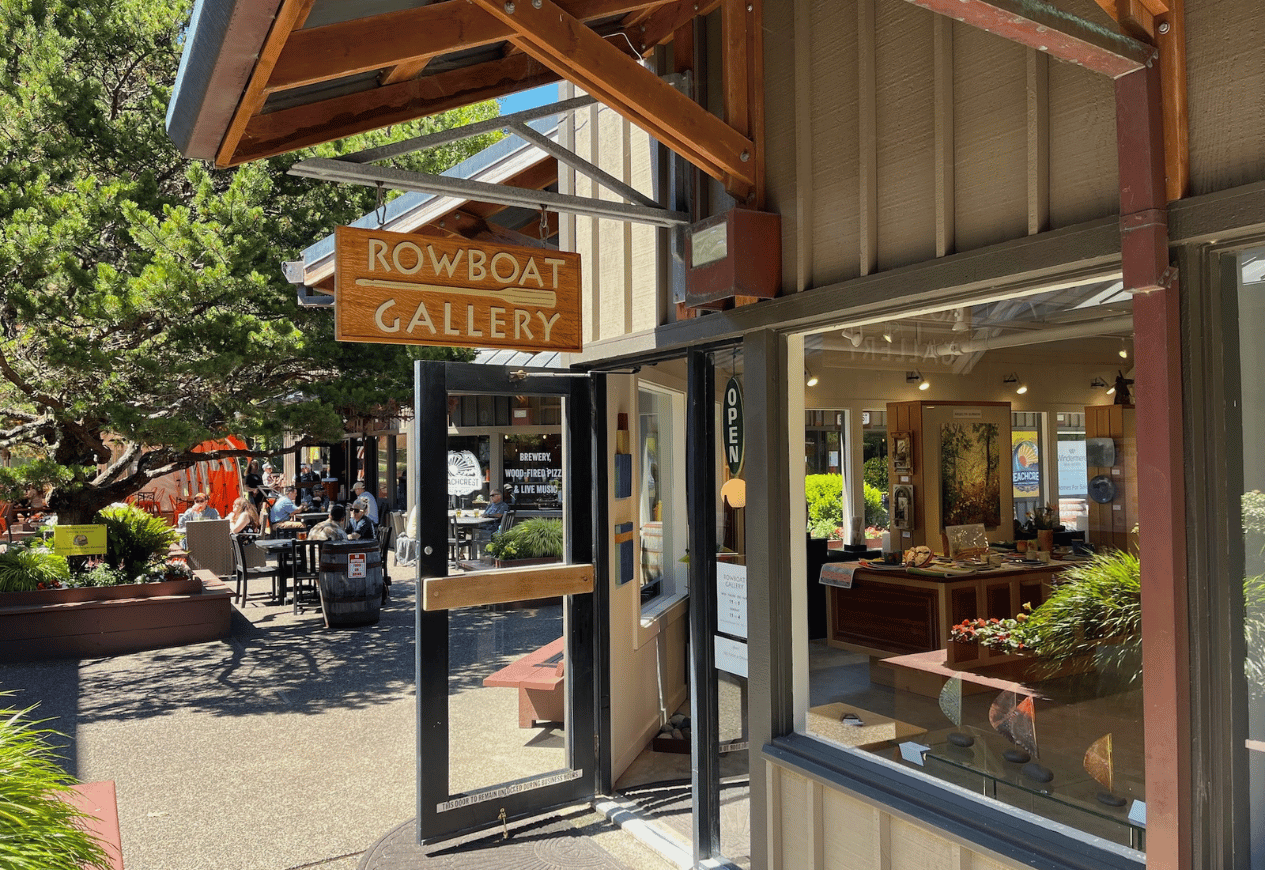 Rowboat Gallery at Salishan